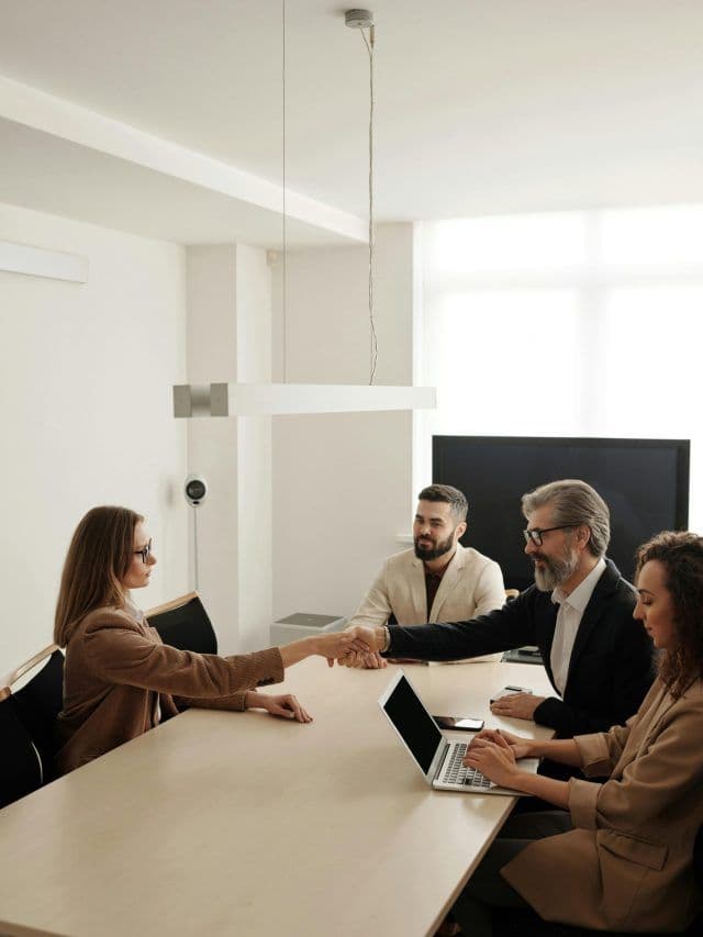 8 Insider Secrets to Ace Your Job Interviews and Land Your Dream Job