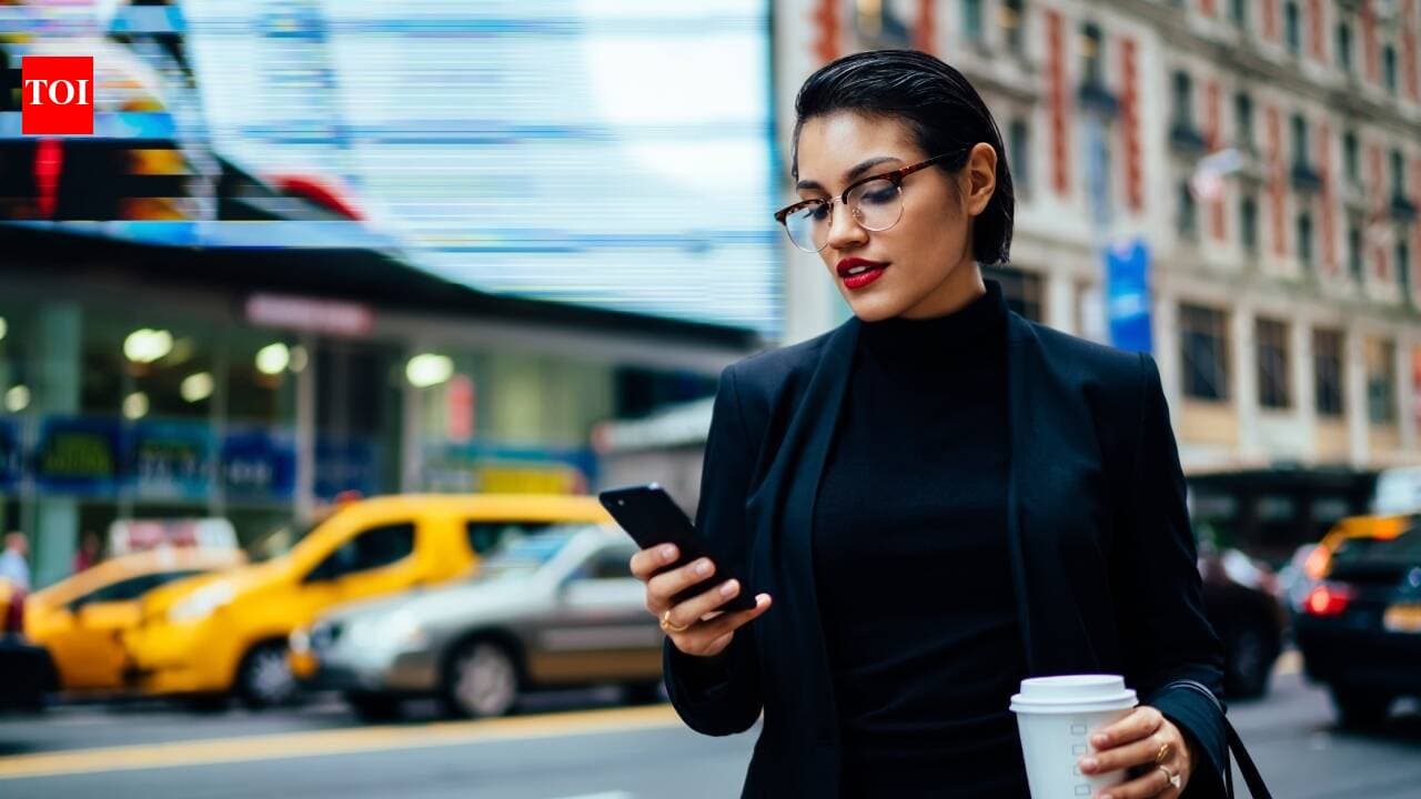 From 800+ Rejections to NYC Marketing Job: 3 Game-Changing Tips for International Students